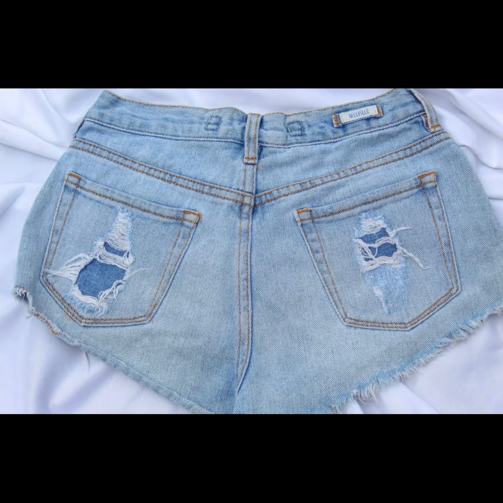 Rare Brandy Melville Shorts - Picture 2 of 3